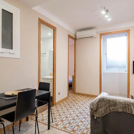 Acogedor Apartamento De 2 Dormitorios Barcelona Exteriör bild