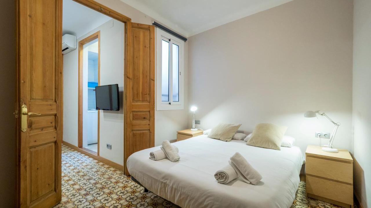 Acogedor Apartamento De 2 Dormitorios Barcelona Exteriör bild
