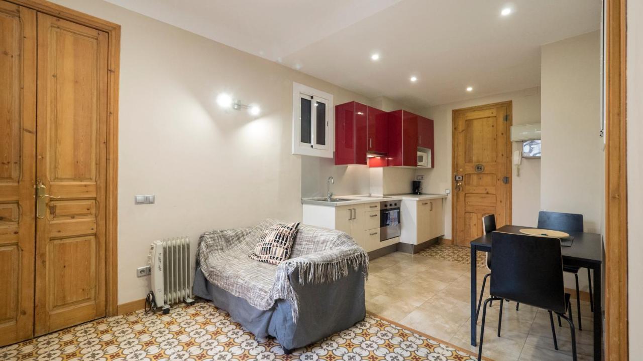 Acogedor Apartamento De 2 Dormitorios Barcelona Exteriör bild
