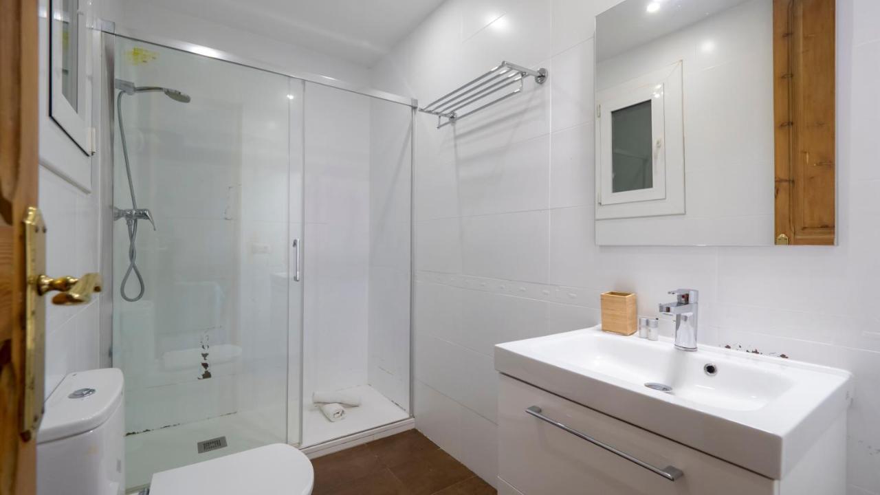 Acogedor Apartamento De 2 Dormitorios Barcelona Exteriör bild